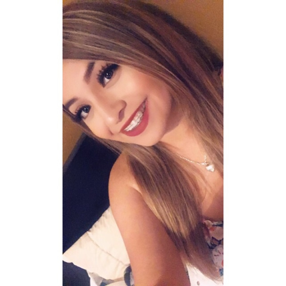 Meet your Posher, Jessica